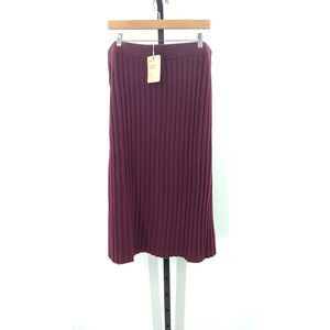Quince Burgundy Ribbed Midi Skirt